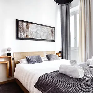 https://c-studio-design-bilo-suite.it-lombardy.com